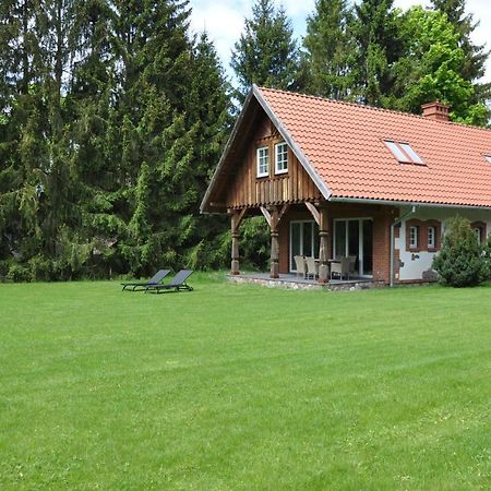 Monte Carvick Nad Jeziorem Seksty Karwik Exterior photo