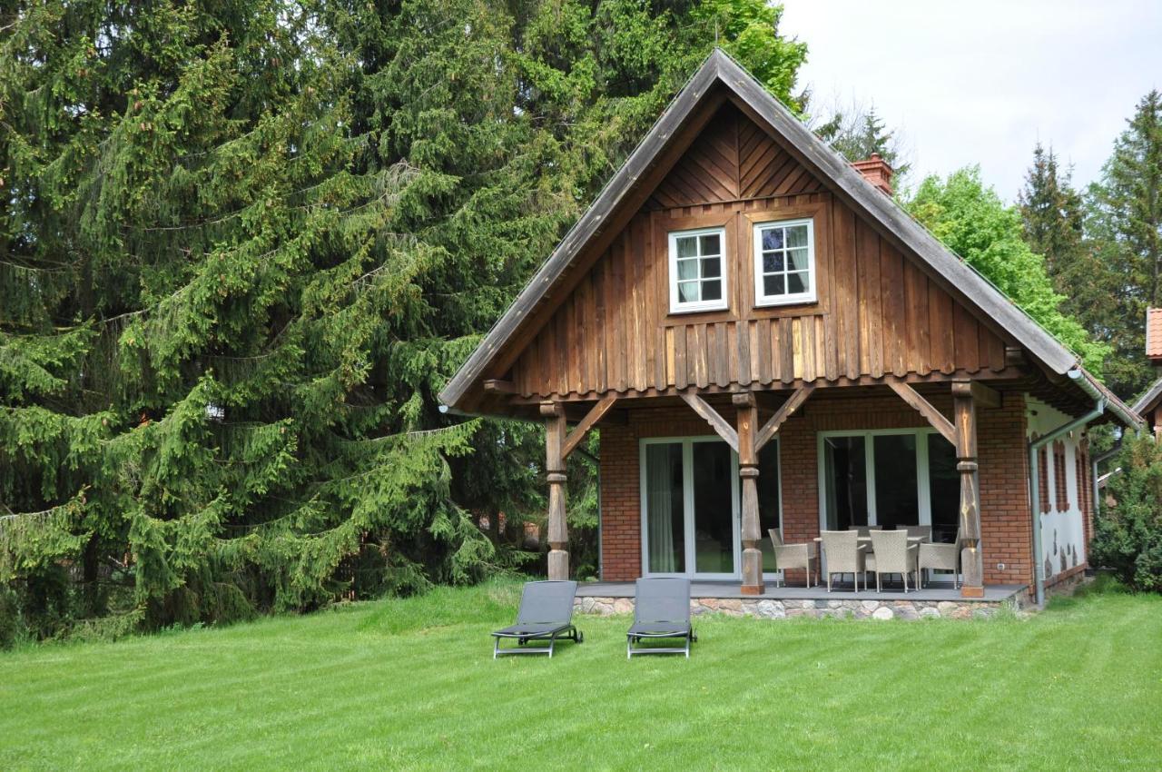 Monte Carvick Nad Jeziorem Seksty Karwik Exterior photo